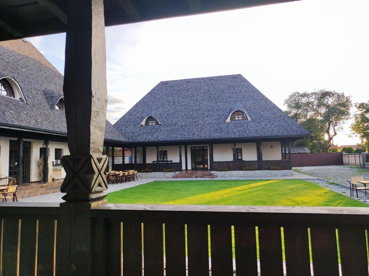 Ograda Bunicilor Villa บายาเดเฟียร์ ภายนอก รูปภาพ