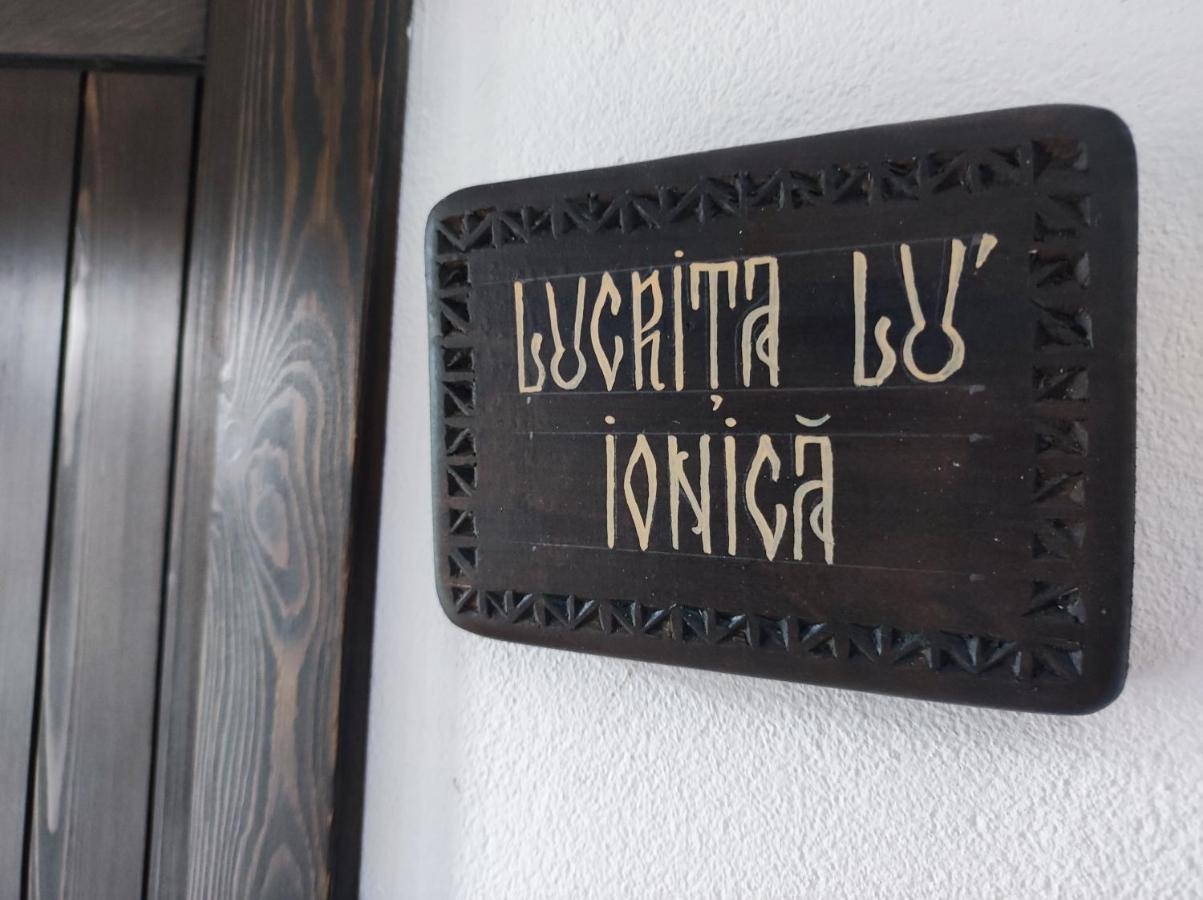 Ograda Bunicilor Villa บายาเดเฟียร์ ภายนอก รูปภาพ